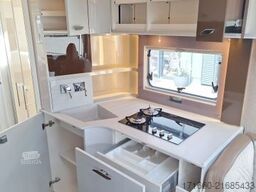 BÜRSTNER Elegance I 920 G