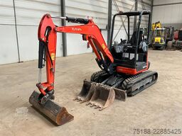 Kubota U 27-4