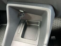 VW Caddy Cargo Maxi 2.0 TDI 4MOTION / AHK App-Conn...