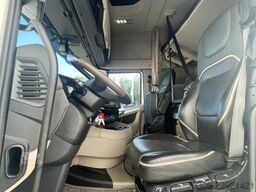 DAF FT XG+ 530 / Schubbodenhydraulik