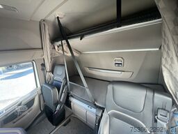DAF FT XG+ 530 / Schubbodenhydraulik