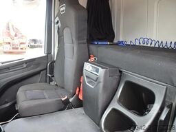 Iveco S-WAY AT460S