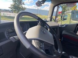 VOLVO FH 460 Globe / VEB / STAPLERHALTERUNG