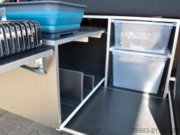 MERCEDES-BENZ T 180 d Edition Progressive Aut. Navi Camping