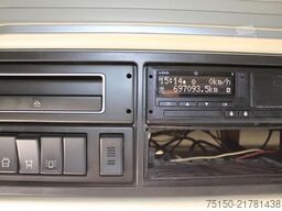 VOLVO FH 500 4x2 LL Globe 2 x Tank MULTI Nr.: 510