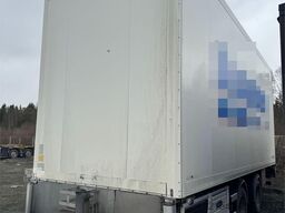 Schmitz Cargobull 2-axle box trailer with Carrier refrigeration unit