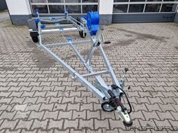 trailershop Bootanhänger direkt 1300kg GN231  Neptun