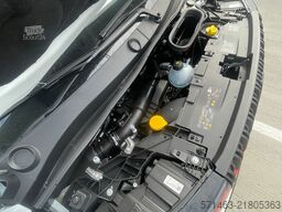 Renault Master 170 KM L3H2 Red Edition