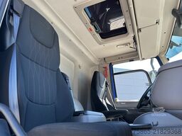 DAF CF 230 FA / 543 dkm / Tacho V2 / Box / Schuifze...