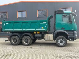 MERCEDES-BENZ Arocs 3351 6x6 Kipper Bordmatic Meiller