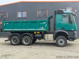 MERCEDES-BENZ Arocs 3351 6x6 Kipper Bordmatic Meiller