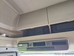 SCANIA R490