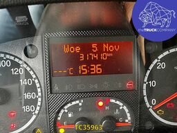 Peugeot Boxer 2.0 HDI BOX + LIFT