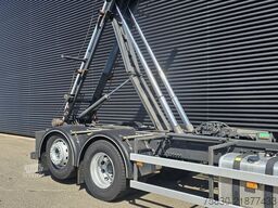 Volvo FMX 330 6x2*4 / HIAB CRANE KRAN / CONTAINER SYSTEM