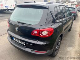 VOLKSWAGEN Tiguan Trend & Fun Motorkontrolle leuchtet