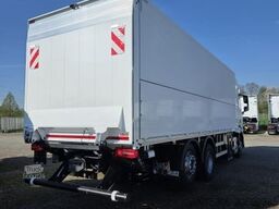 DAF FAN XF 480 zikun Swing-Board u. Mitnahmestapl.