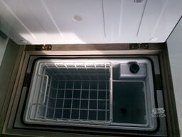 BÜRSTNER Tourneo Custom 340L1 160kW BEV Copa C500 Markise