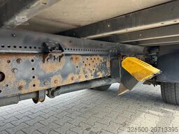Iveco EuroCargo 120 EL18 Closed Box Saxas / Lift / Eu...