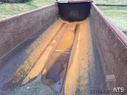 Carnehl 3 axle tipper semi rep. object