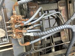 Carnehl 3 axle tipper semi rep. object