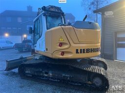 Liebherr R914 k STD excavator w/ rototilt, sanding bucket a