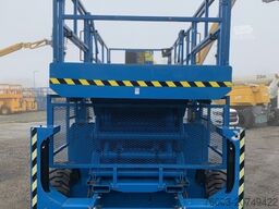 Genie GS4390 - 15,11m, diesel, 4x4