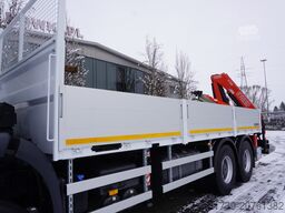 Mercedes-Benz Arocs 2633 flatbed truck / Crane FASSI