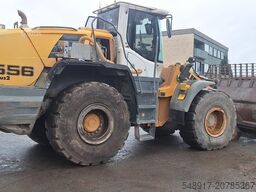 Liebherr 556 Radlader