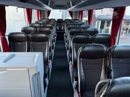 MAN R07 Lion?s Coach