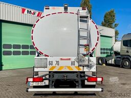 Renault Premium 380 5 COMPARTMENTS, 18000L, ADR, RETARD...