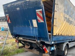 MERCEDES-BENZ Atego 818