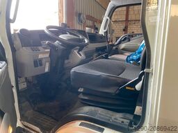 FUSO Canter 9/18