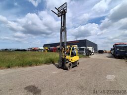 Hyster H2.5FT * Gas * Triplex