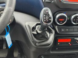 IVECO Daily 70C18 Hi-Matic / Ladebordwand / 3 Sitzen