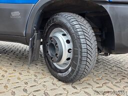 IVECO Daily 70C18 Hi-Matic / Ladebordwand / 3 Sitzen