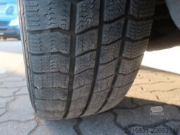VW Crafter Kombi 35 mittel L2H1/Klima/AHK/FN: 197