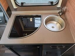 WEINSBERG CARAHOME 550 MG /- 2025 - / 140 PS / NUR 5.97M