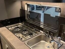 HOBBY De Luxe 490 KMF Modell 2026 / 1800 kg