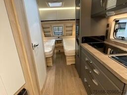 HOBBY De Luxe 495 UL InterCaravaning Sondermodell
