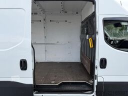 IVECO 35S16 V