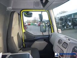 Renault Midlum 180.14 dxi 4x2 RHD Euro 5 vacuum tank 6...