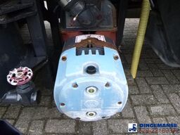 Renault Midlum 180.14 dxi 4x2 RHD Euro 5 vacuum tank 6...
