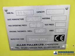 Renault Midlum 180.14 dxi 4x2 RHD Euro 5 vacuum tank 6...