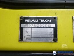 Renault Midlum 180.14 dxi 4x2 RHD Euro 5 vacuum tank 6...