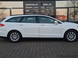 FORD Mondeo 2.0TDCi - SpSitze - AHK - CAM -