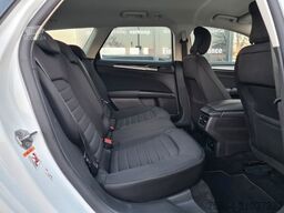 FORD Mondeo 2.0TDCi - SpSitze - AHK - CAM -