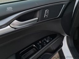 FORD Mondeo 2.0TDCi - SpSitze - AHK - CAM -
