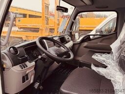 FUSO Canter 3 C 15 mit Pritsche