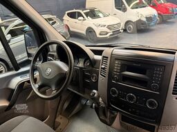 VOLKSWAGEN Crafter L2H2 9 Sitze Klima Tempomat STHZ AHK