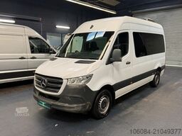 MERCEDES-BENZ Sprinter Tourer Rollstuhl Lift 9 Sitze AMF BRUNS